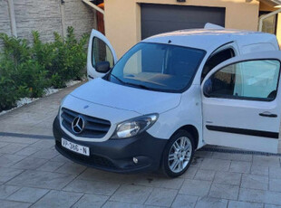 Mercedes Citan 2016 Model Blue Efficiency