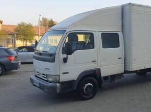 NISSAN CABSTAR dubla cabina an 2005 mot 3L tdi.punte dubla pe spate +3 foi de arc.