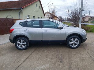 Nissan Qashqai an 2009 diesel 1.5 tdci klimatronic adus recent