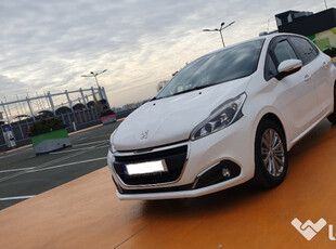 Peugeot 208 Unic Proprietar 78000 Km Ca Nou