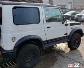 Suzuki samurai 4x4 off road