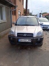 Vând urgent Hyundai Tucson.