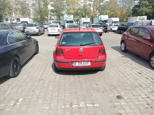 Vind wv golf IV,an 2002 ,motor 1,6 benzină și gpl. Preț 1600 E ușor negociabil. Tel