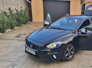 Volvo V40 Model R-Design 2.0 Diesel