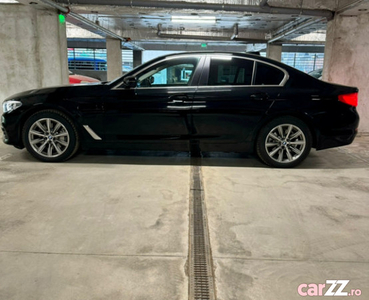 BMW Seria 5 G30 530e