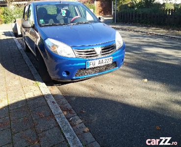 Dacia Sandero 4 usi + jante aluminiu cu cauciucuri