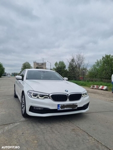 BMW Seria 5 520d xDrive AT