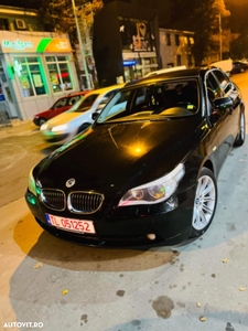 BMW Seria 5 523i