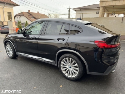 BMW X4 xDrive30i AT xLine