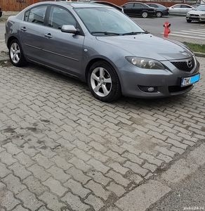 Vând Mazda 3 Sedan, 1, 6 benzina,2005 ,153000km