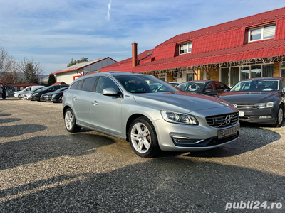 Volvo V60 D6