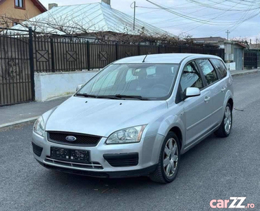 Ford Focus super ofertă