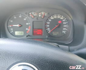 Volkswagen Golf 4, 1600, benzina