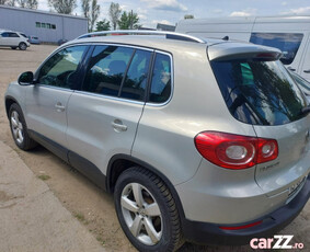 Volkswagen Tiguan 2.0 TDI 4x4 2009 140 CP