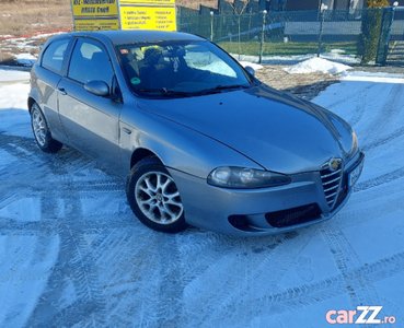 Alfa Romeo 147, 1.6 benzina, 2006 = rate cu buletinul