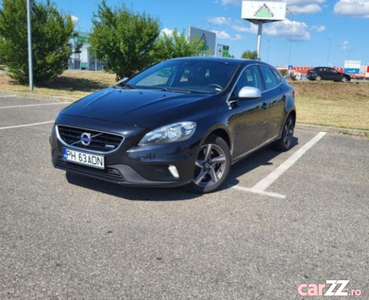 Liciteaza pe DirektCar-Volvo V40 2014