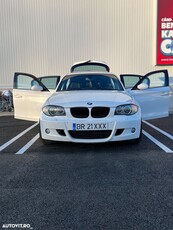 BMW Seria 1 123d DPF Aut. Edition Sport