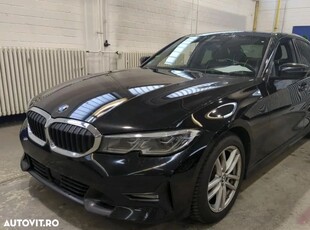 BMW Seria 3 318d Aut. Sport Line