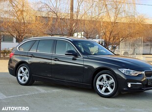 BMW Seria 3 318d Touring Aut. Luxury Line