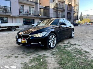 BMW Seria 3 320i Aut. Sport Line