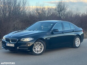 BMW Seria 5 520d AT