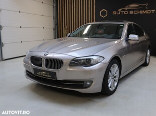 BMW Seria 5 525d Touring Aut. Luxury Line