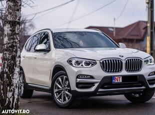 BMW X3 xDrive30i AT Luxury Line