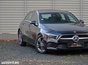 Mercedes-Benz A 200 7G-DCT Style