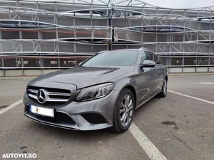 Mercedes-Benz C 300 T-Modell Aut.