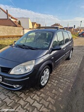 Renault Grand Scenic 1.9 dCi FAP Dynamique