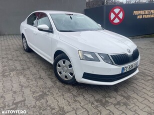 Skoda Octavia Combi Diesel 1.6 TDI Active