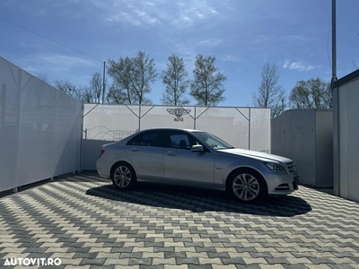 Mercedes-Benz C 220 CDI DPF Automatik Avantgarde