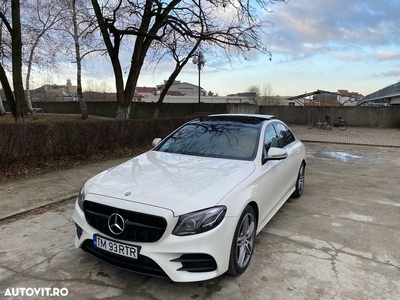 Mercedes-Benz E 220 d T 9G-TRONIC