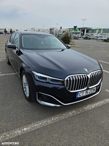 BMW Seria 7 745e