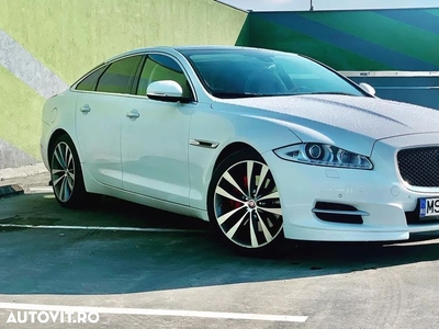 Jaguar XJ 3.0 V6 Kompressor AWD Langversion Premium Luxury