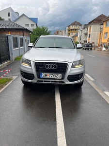 vând audi Q5