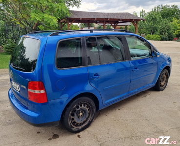 Volkswagen Touran 2003 1.6 fsi