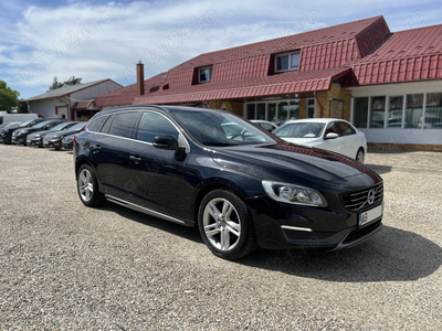 Volvo V60 D3 Start-Stop Momentum