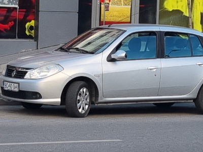 Renault Clio 2013 pe benzina