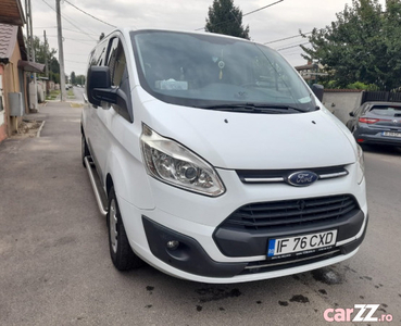 Ford Transit Custom 8+1 locuri varianta L2 Long