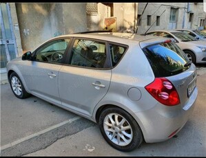 Kia Ceed 2 km, trapa, full option, bine intretinuta