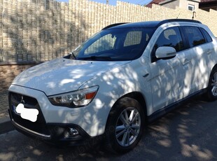 Mitsubishi asx 2011,1.8 Diesel,150 Cp, manual 6+1 trepte,4 4 selectabil la buton,varianta Instyle