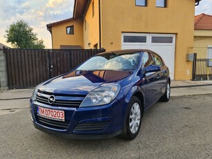 Opel Astra H