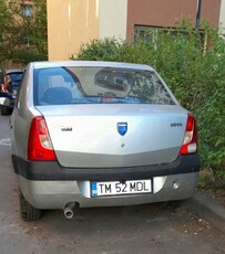 Vând Dacia Logan bine întreținută