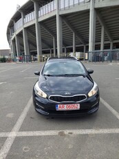 Vand KIA ceed 1,4crdi an 2016 euro 6 Navi mare camera