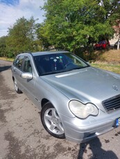 VÂND MERCEDES C 200 W203 240749km