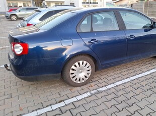 Volkswagen Jetta 1.6 Benzina 2006