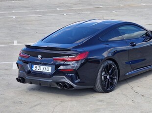 BMW M8 M850i xDrive AT