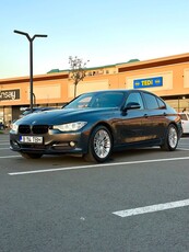 BMW Seria 3 320d Aut. Sport Line