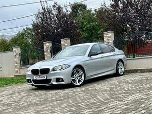 BMW Seria 5 520d AT